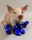 Schwein Steinoptik mit Gummistiefel blau